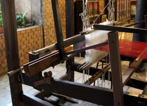 silk loom