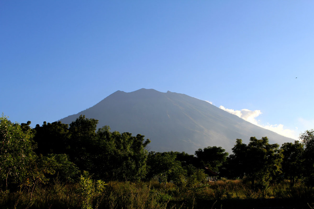 Mountain just before night dive